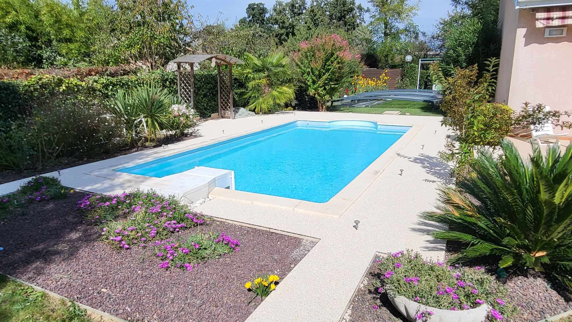 Revêtement piscine